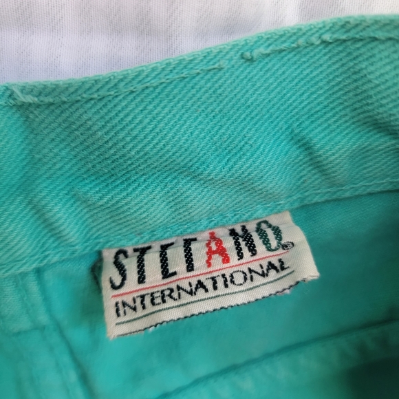 🎩Vintage Stefano International Turquoise High Waisted Shorts 2.5" Inseam - Picture 3 of 10